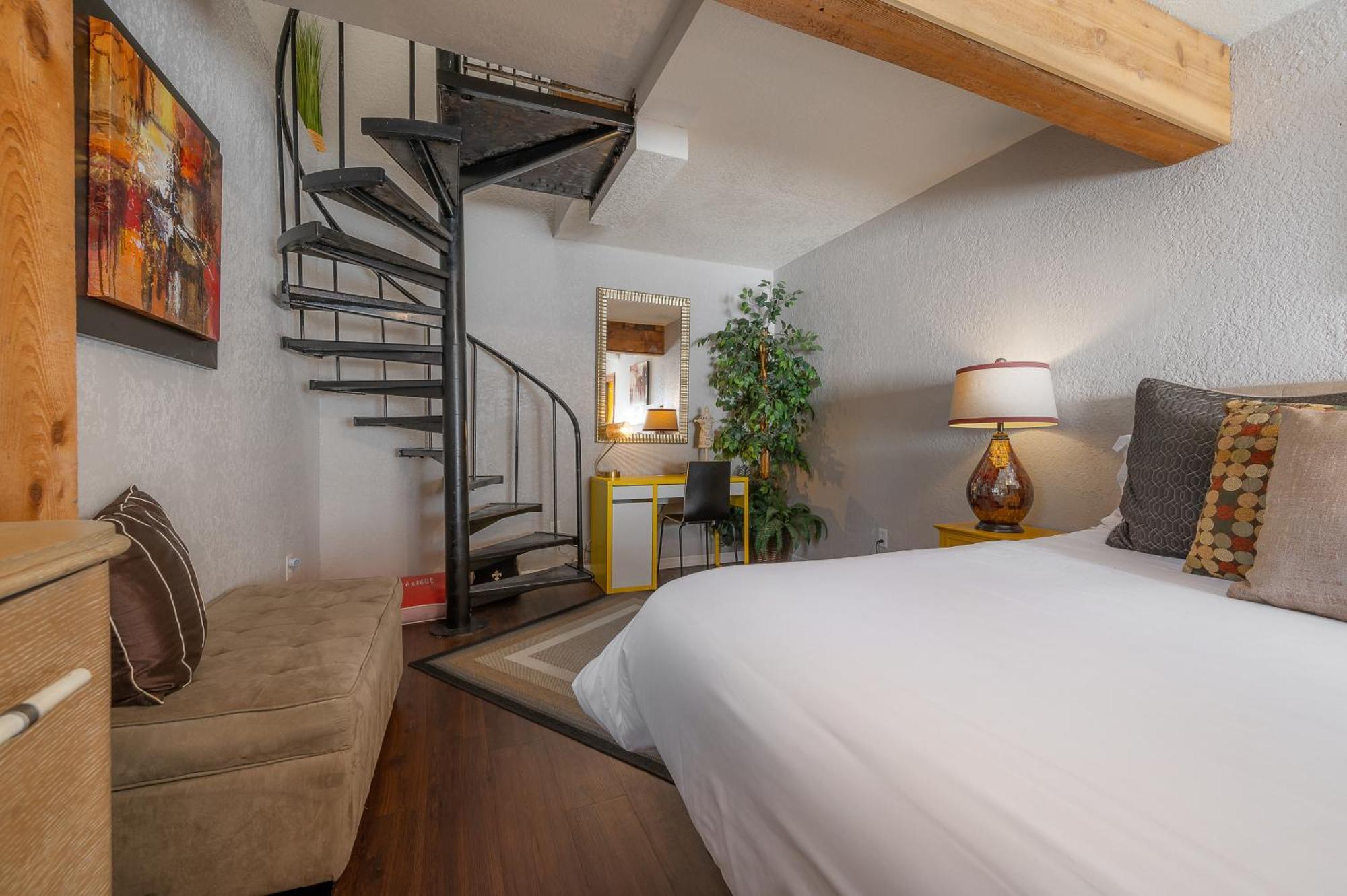 Hidden Couples Loft Retreat In Heights Foodie District Тампа Екстер'єр фото